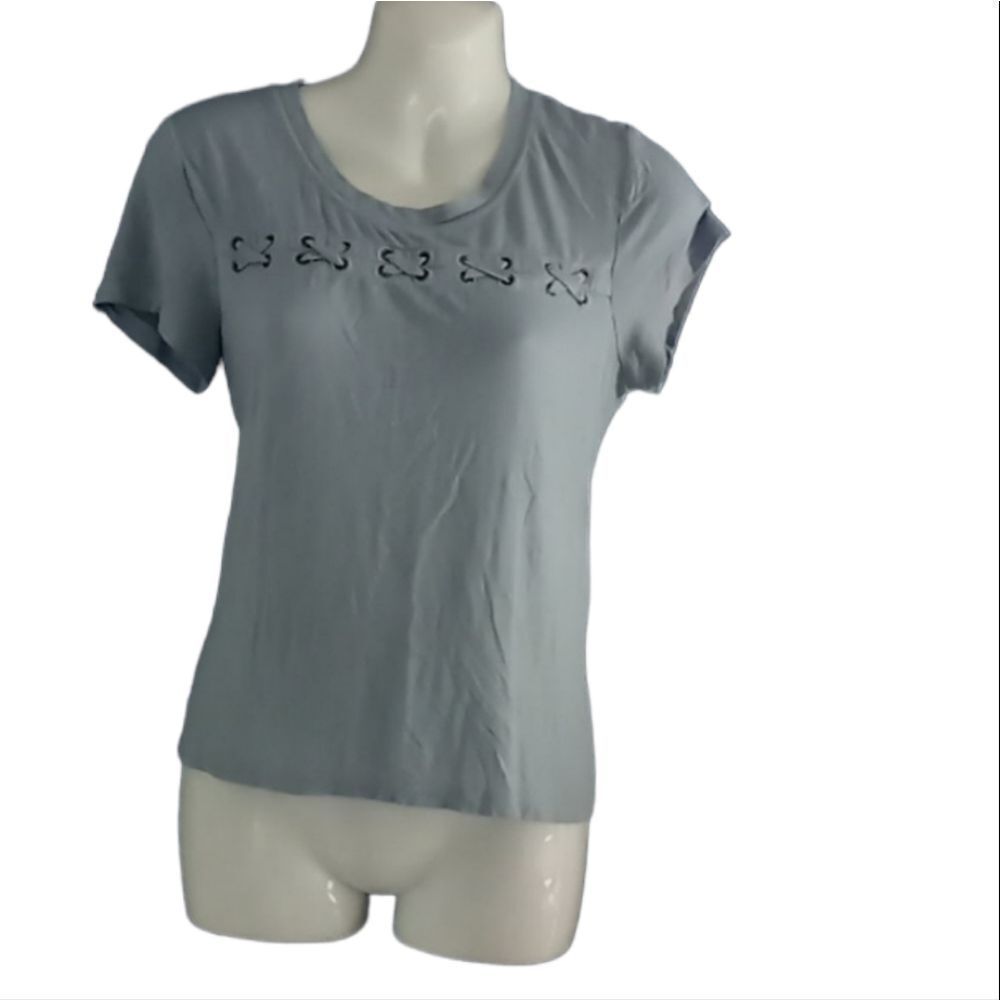 Lace-up detail t-shirt size M